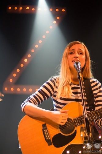 Zahara durante la Gira El Deshielo en Barcelona