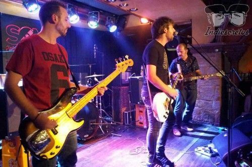 Naia en concierto en Valladolid junto a Sidecars en Porta Caeli