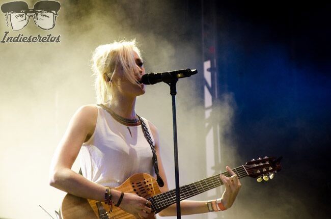 Jenny and the Mexicats PortAmérica