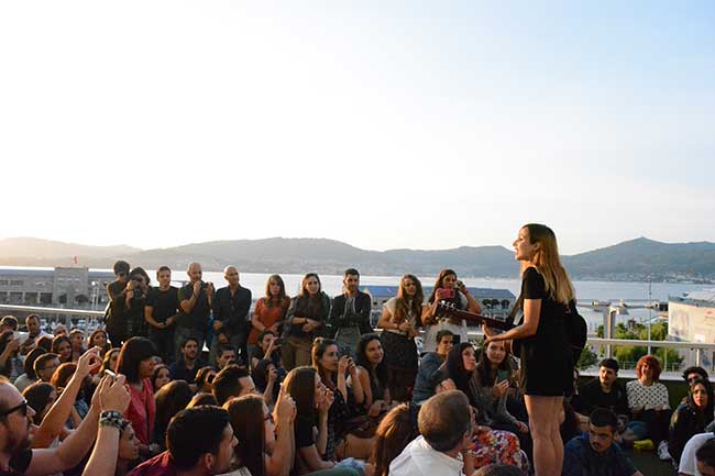 Zahara Live The Roof Vigo