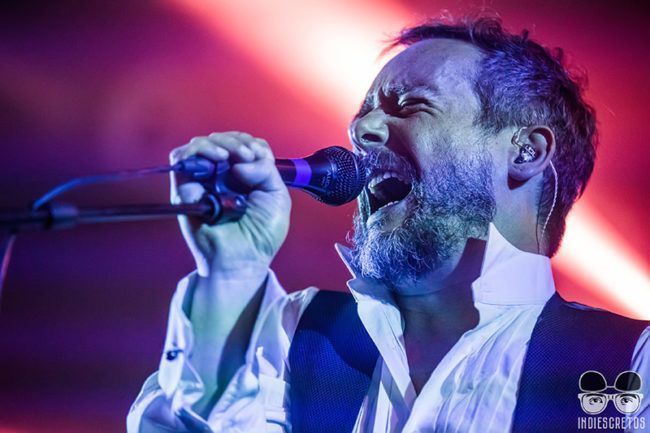 Love of Lesbian El Poeta Halley Cronica Barcelona Razzmatazz | Indiescretos Noticias Indie Español