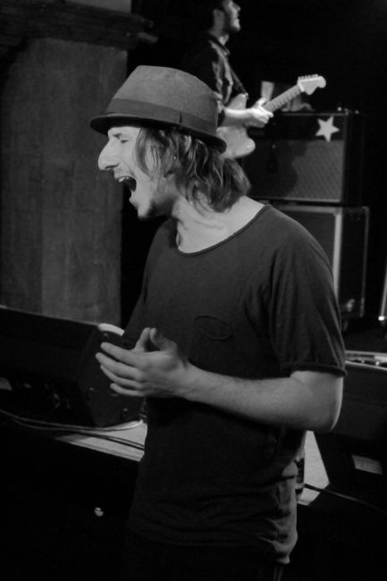 Nixon Valladolid Concierto El Ultimo Fuego | Indiescretos Noticias Indie Español Novedades Crónicas