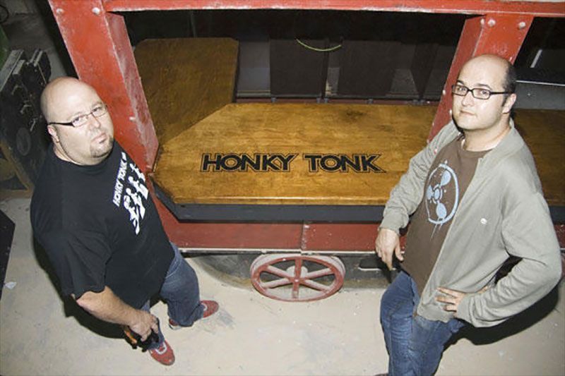 Honky Tonk Santa Cruz de Tenerife El Hombre Bala Julio Delgado Fernando Jimenez