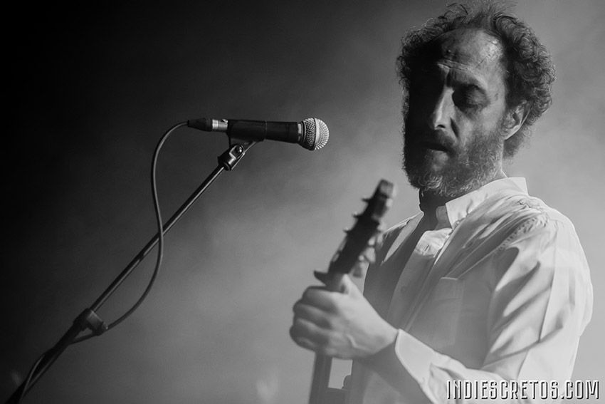 Los Planetas Concierto Zona Temporalmente Autonoma Disco Jota Eric Barcelona Sala Apolo | Indiescretos Noticias Indie Español Musica