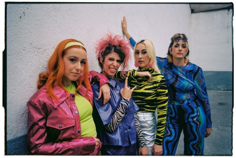 ginebras-billie-max-tour