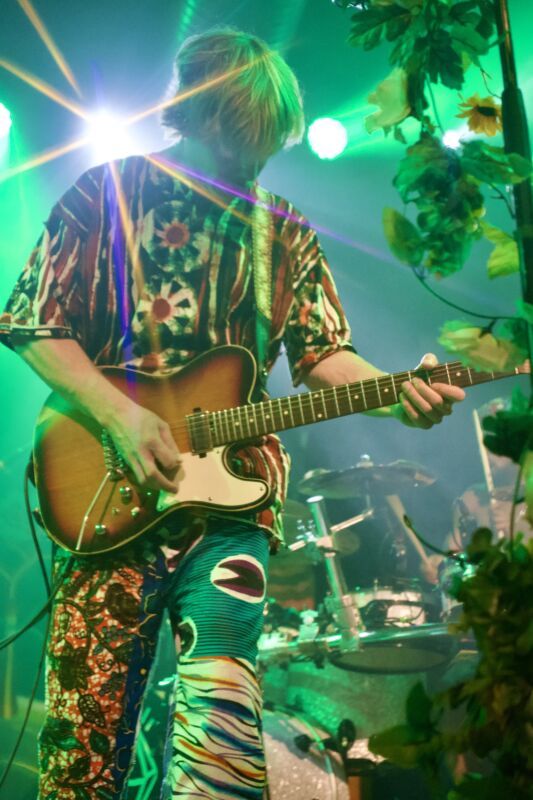 Crystal Fighters - Sala Custom (@crismolinagphoto)